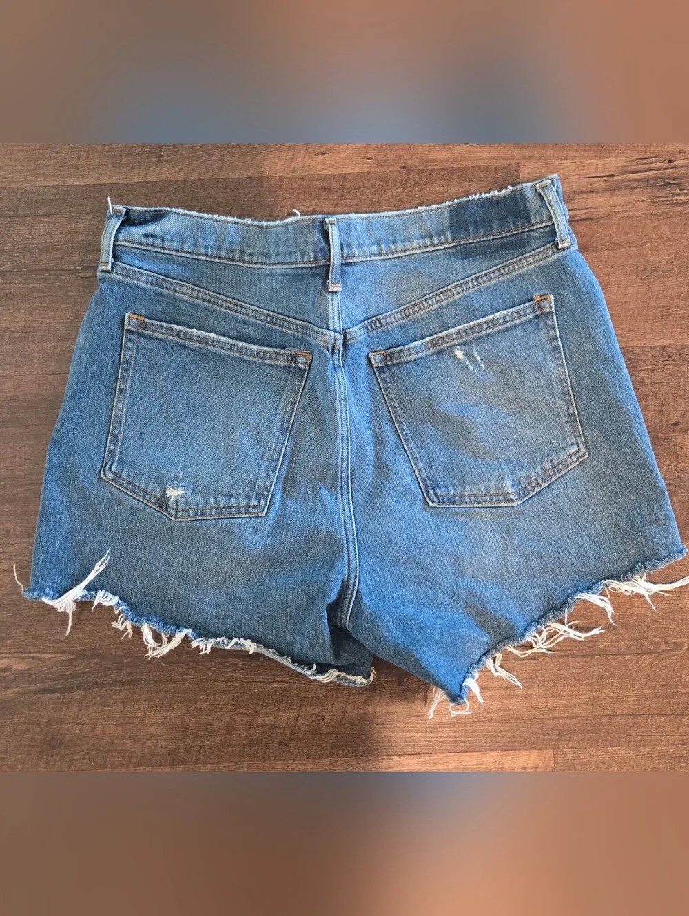 Abercrombie & Fitch The 4" Mom Short High Rise - Picture 2 of 3